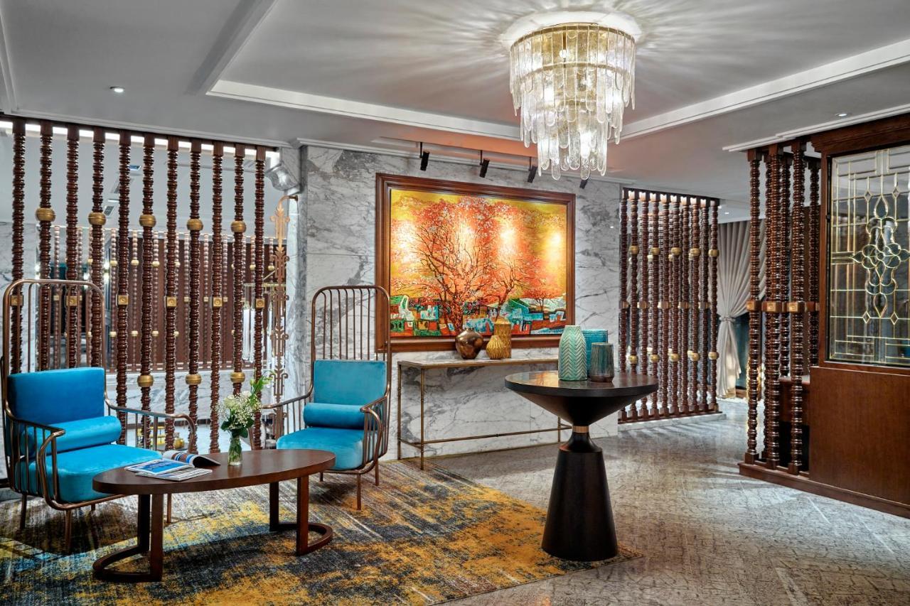 橄榄石豪华精品大酒店 河内 外观 照片 The lobby of the hotel