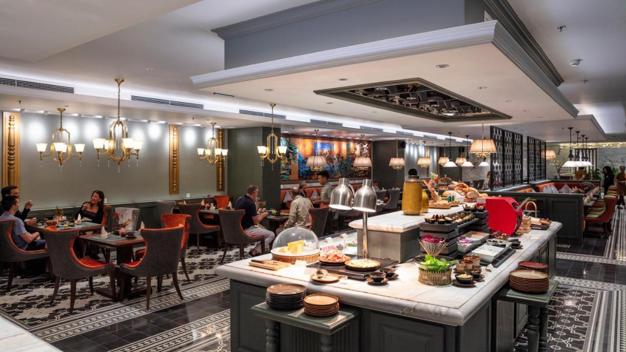 橄榄石豪华精品大酒店 河内 外观 照片 The buffet at the hotel