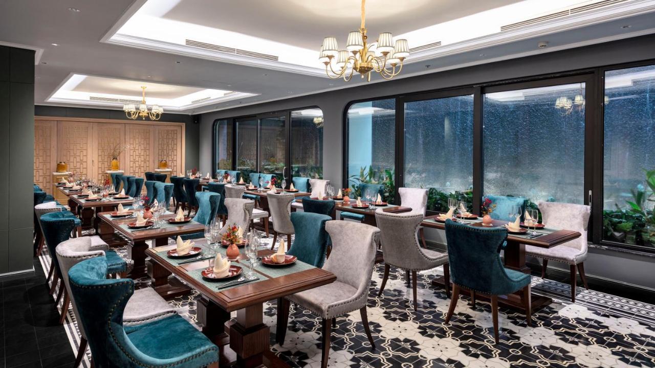 橄榄石豪华精品大酒店 河内 外观 照片 The restaurant